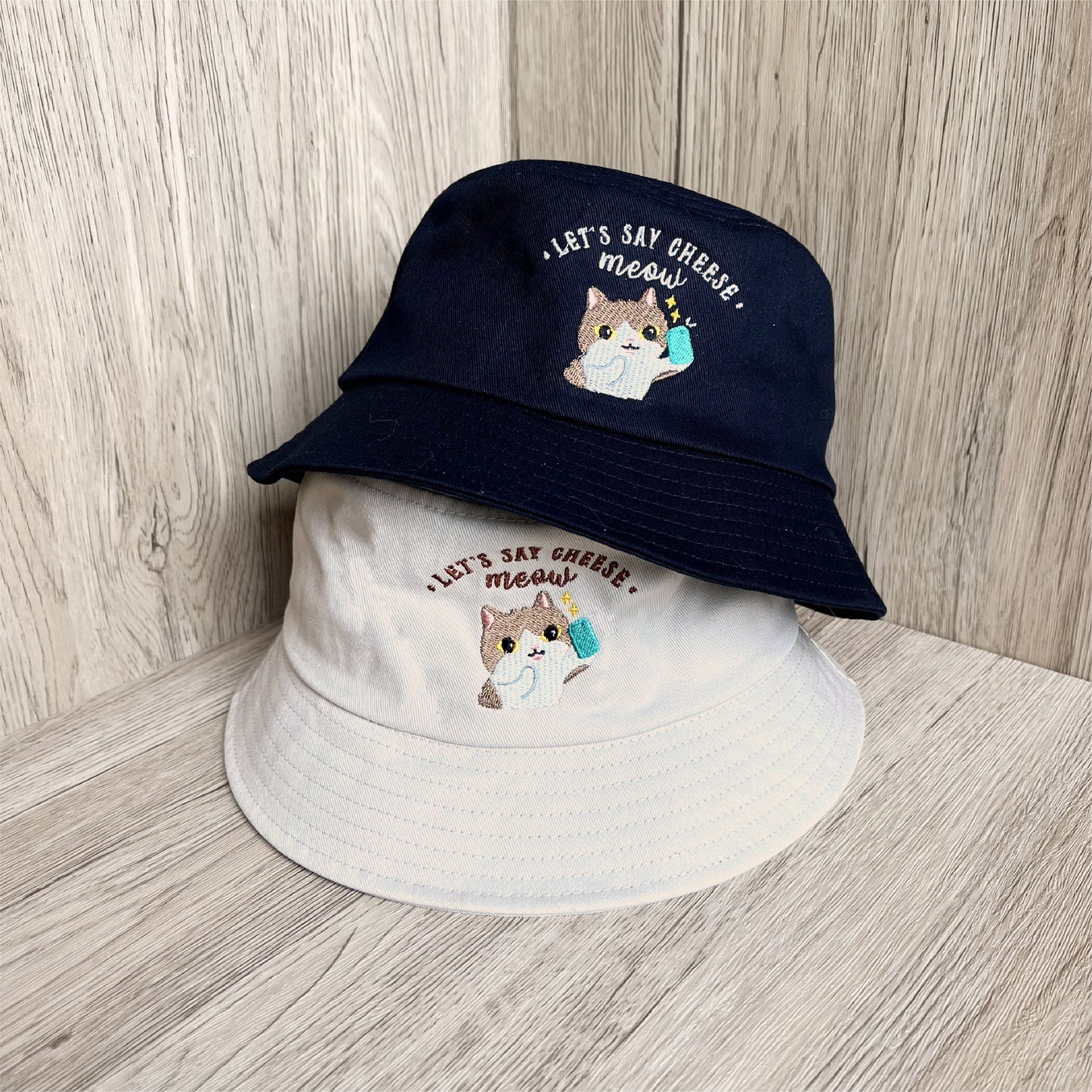 Meow 自拍貓貓漁夫帽 Meow by Catitude