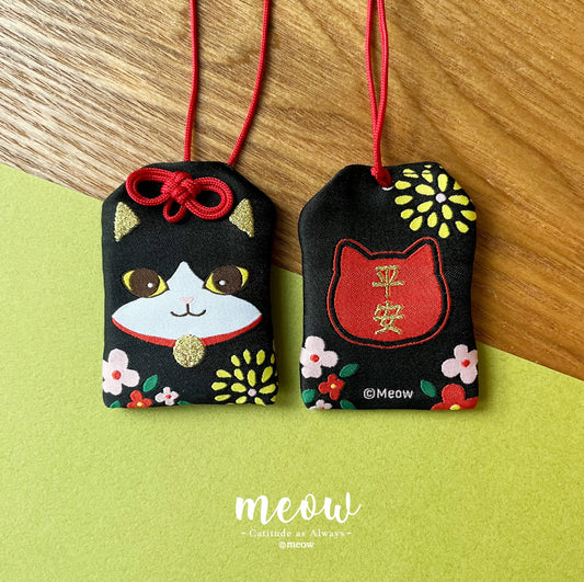 Meow 黑白貓貓平安御守 Meow by Catitude